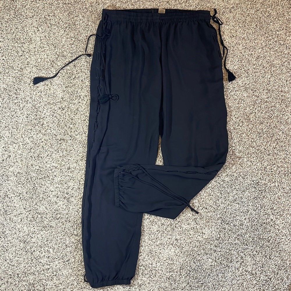 Elie Tahari Black Drawstring Jogger Pants